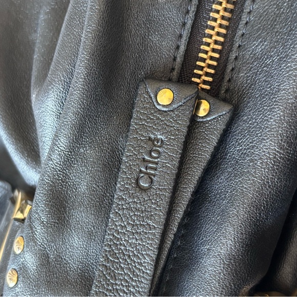 Chloé Black Leather Shoulder Bag with Gold Hardware - Picture 6 of 6